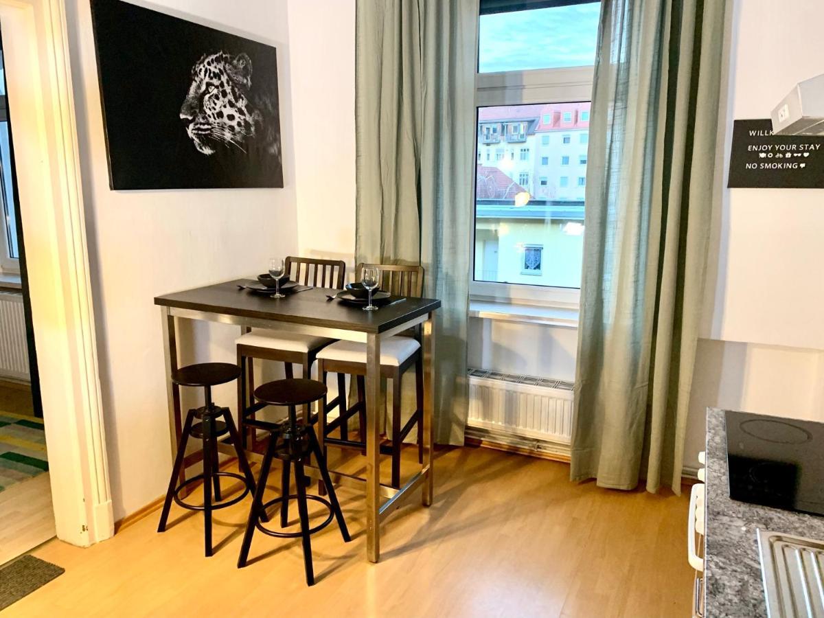 Mellow City Apartment - By Nahuen Suites Graz Esterno foto